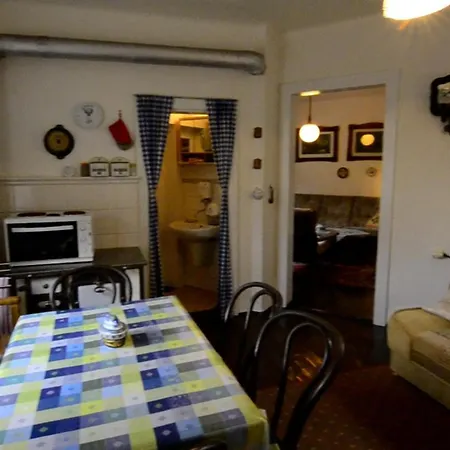 U Lesa Pod Rokli Semesterbostad *